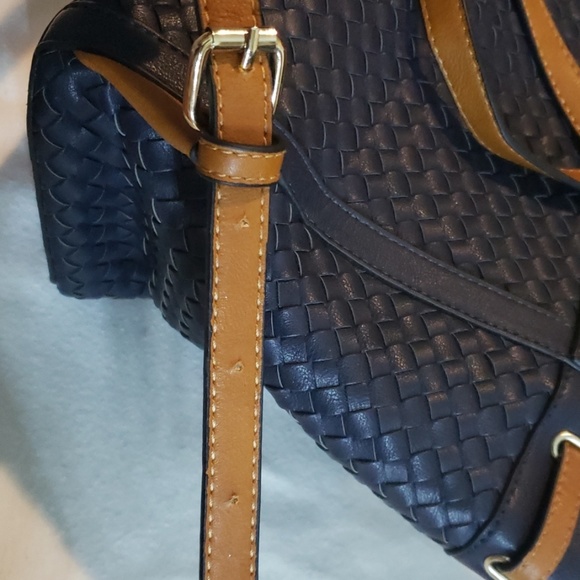 Backpack - Picture 4 of 8